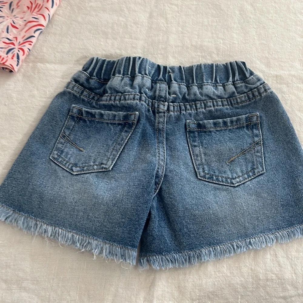 Harper Canyon NWT firework peplum tank new! Bundled with Habitual NWOT shorts 4t